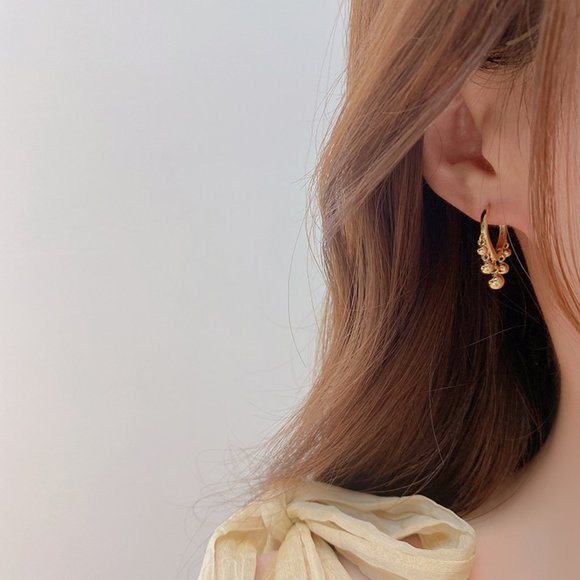 NEW 14K Gold Plated Bead Drop Huggie Hoop Earrings - Picture 3 of 8